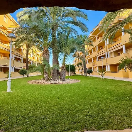 Cascada De Marinas Vybdenia * دينايا